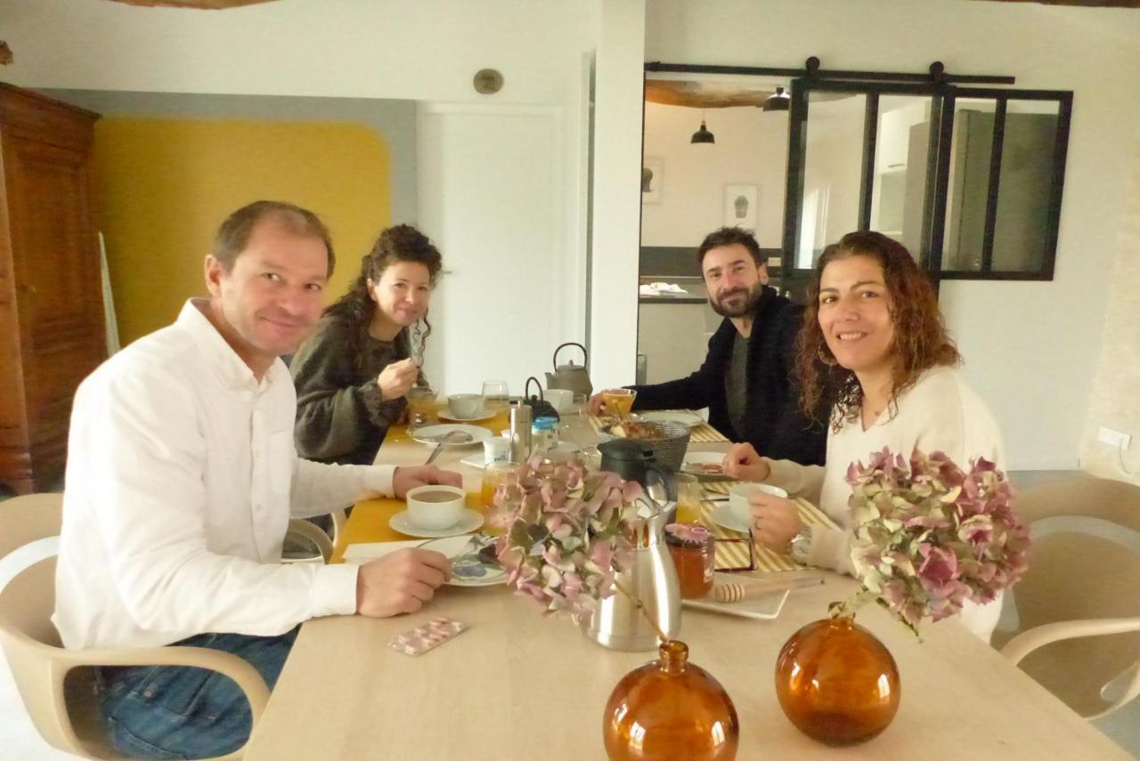 L'Alambic De L'Estuaire Bed & Breakfast Saint-Fort-sur-Gironde Exterior foto