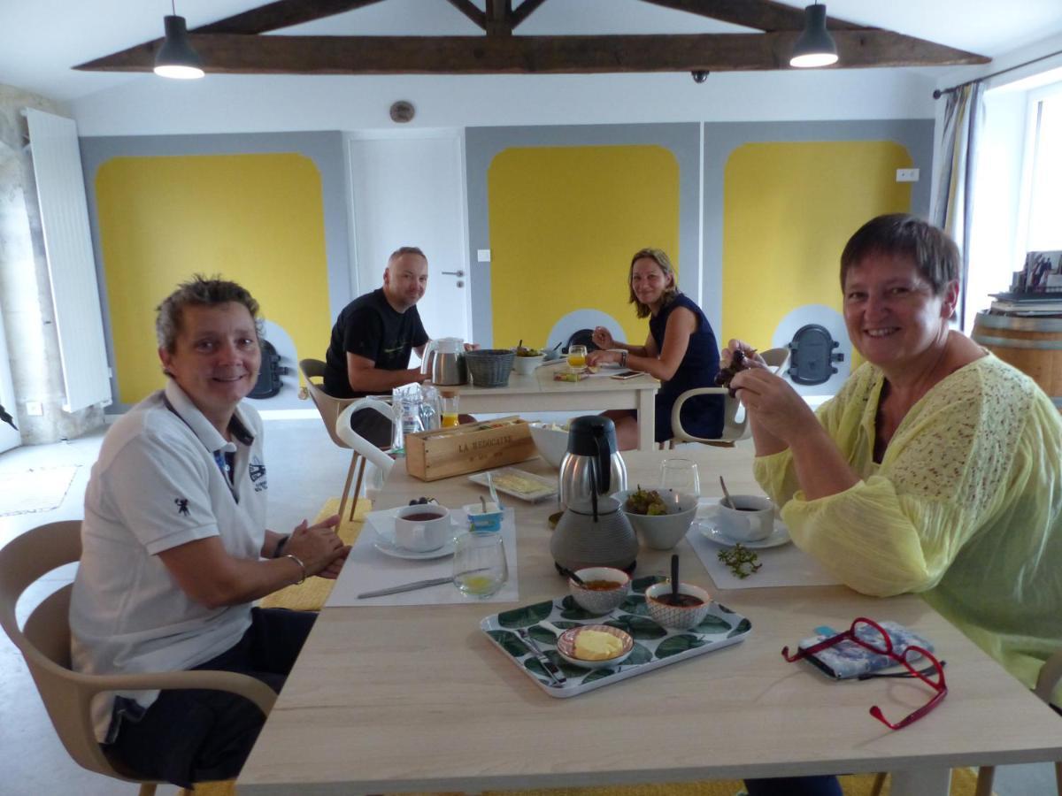 L'Alambic De L'Estuaire Bed & Breakfast Saint-Fort-sur-Gironde Exterior foto