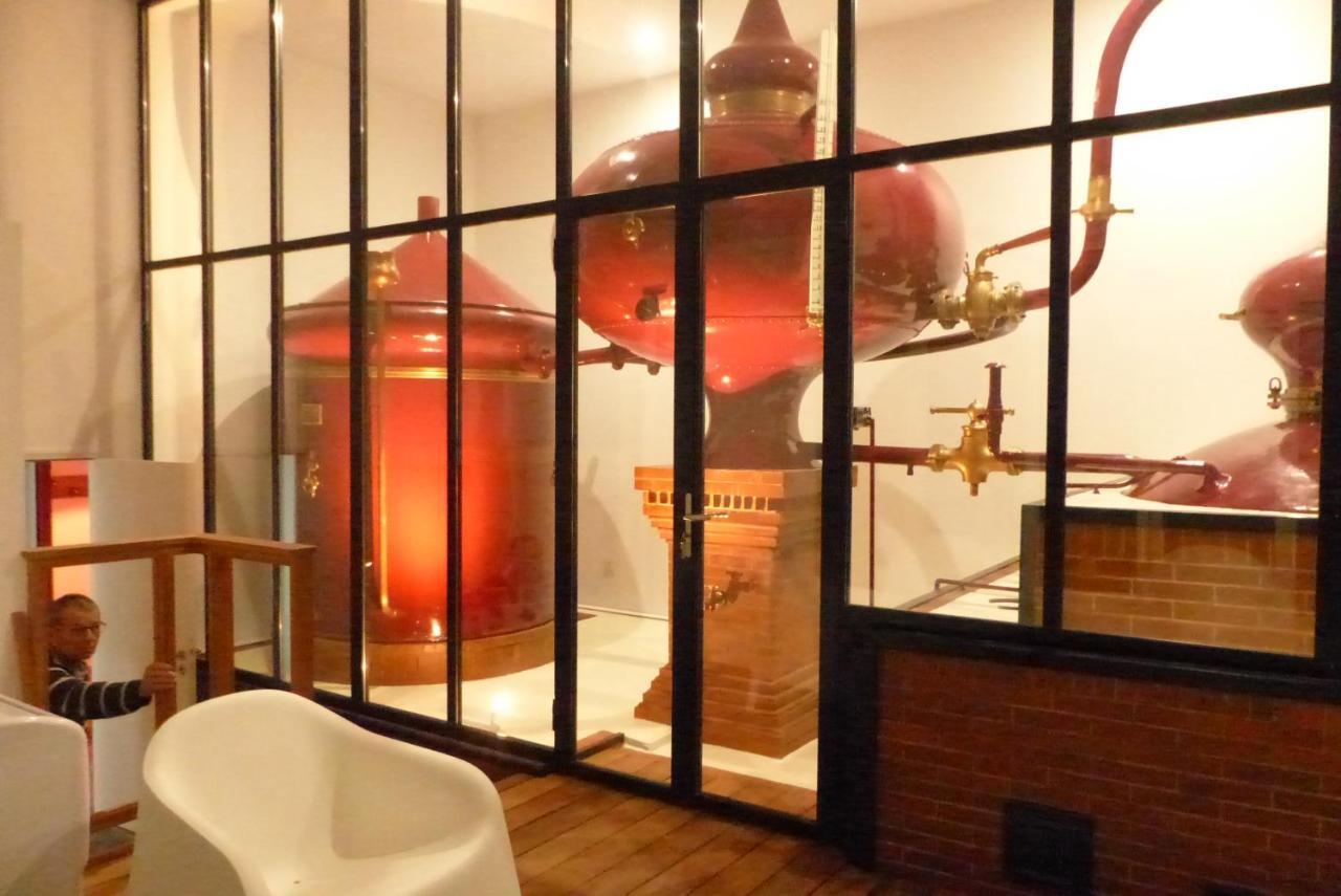 L'Alambic De L'Estuaire Bed & Breakfast Saint-Fort-sur-Gironde Exterior foto